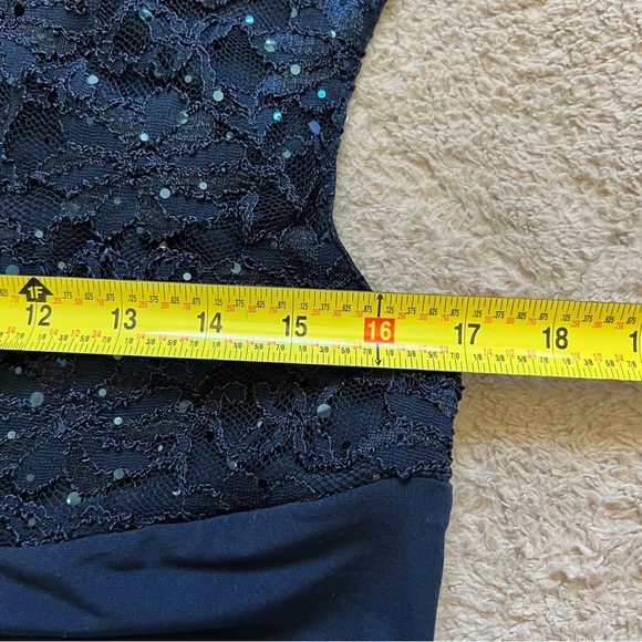 Connected Apparel Lace Dress Women’s Size 14 - Picture 4 of 5